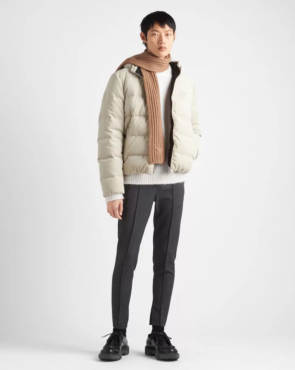 Outlet Prada Kurze Daunenjacke Aus Cord Kalkweiss