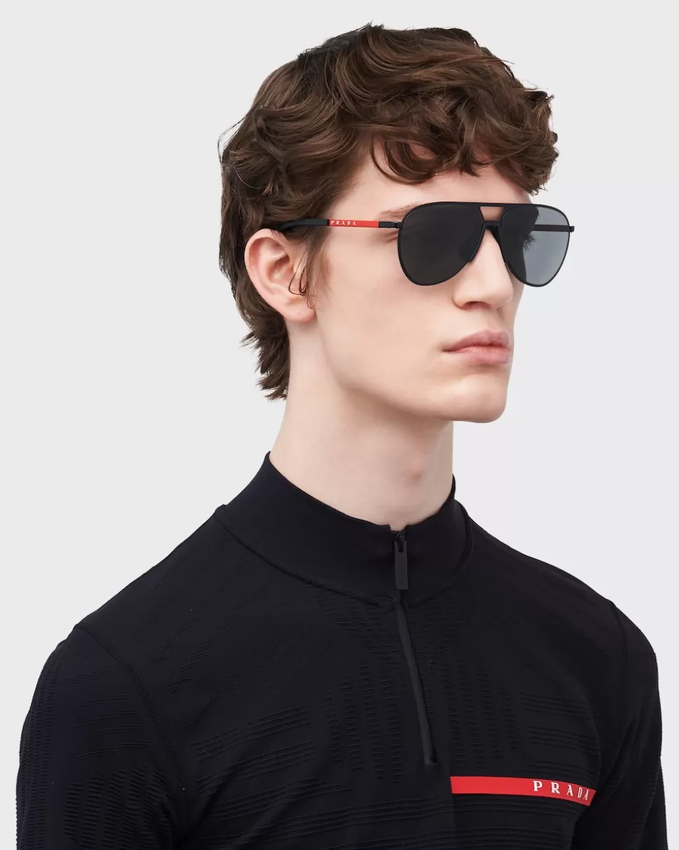 Discount Prada Linea Rossa Active Sonnenbrille Schiefergrau/SchwarzeGläser