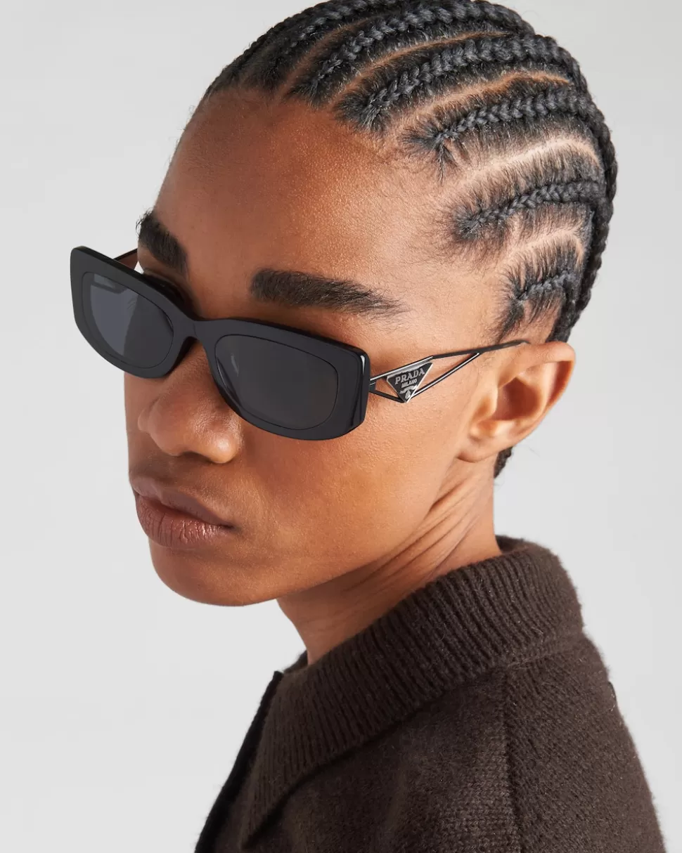 Best Prada Sonnenbrille Mit Triangolo-logo GläserInSchiefergrau