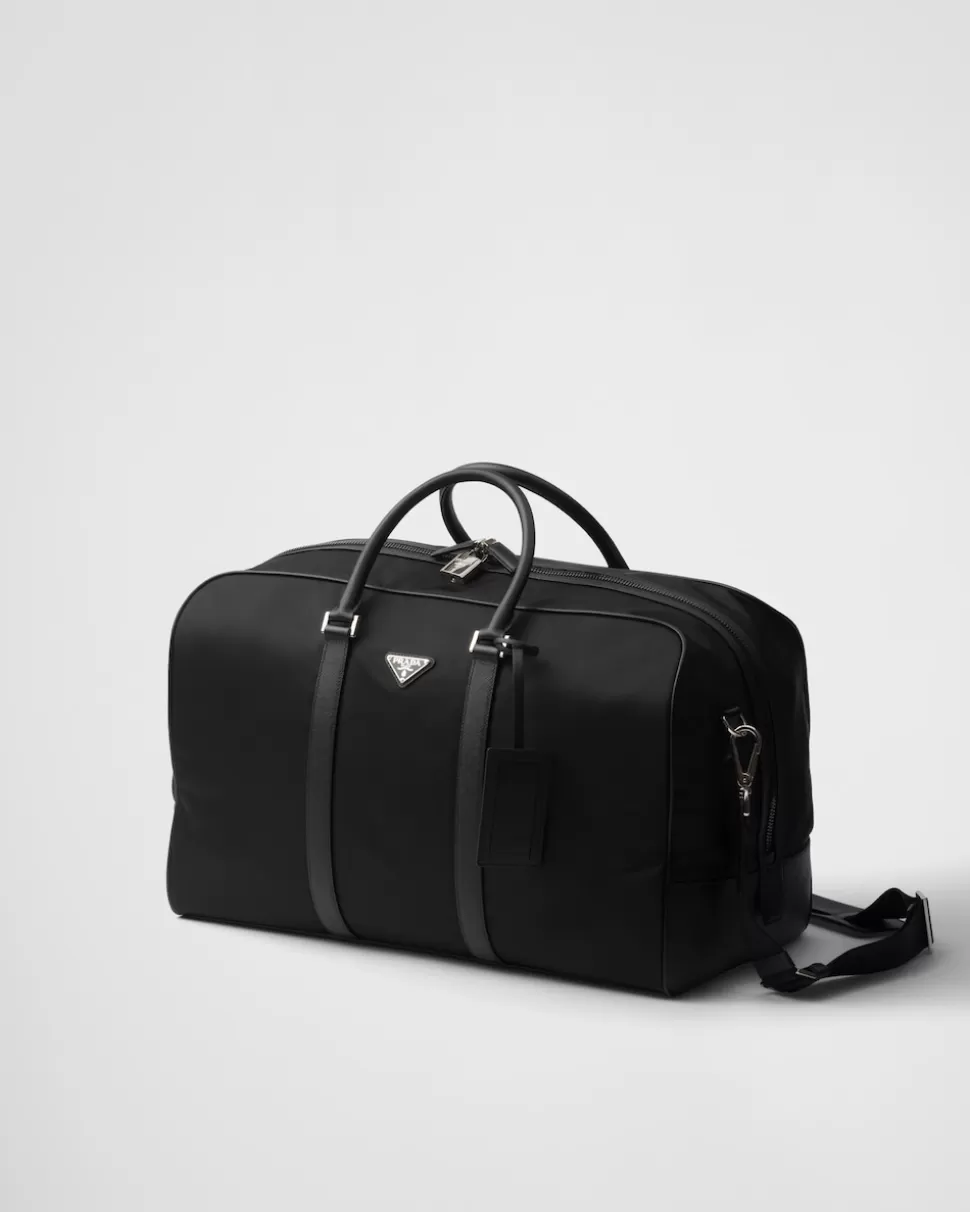 New Prada Weekender Aus Re-nylon Und Saffiano-leder Schwarz